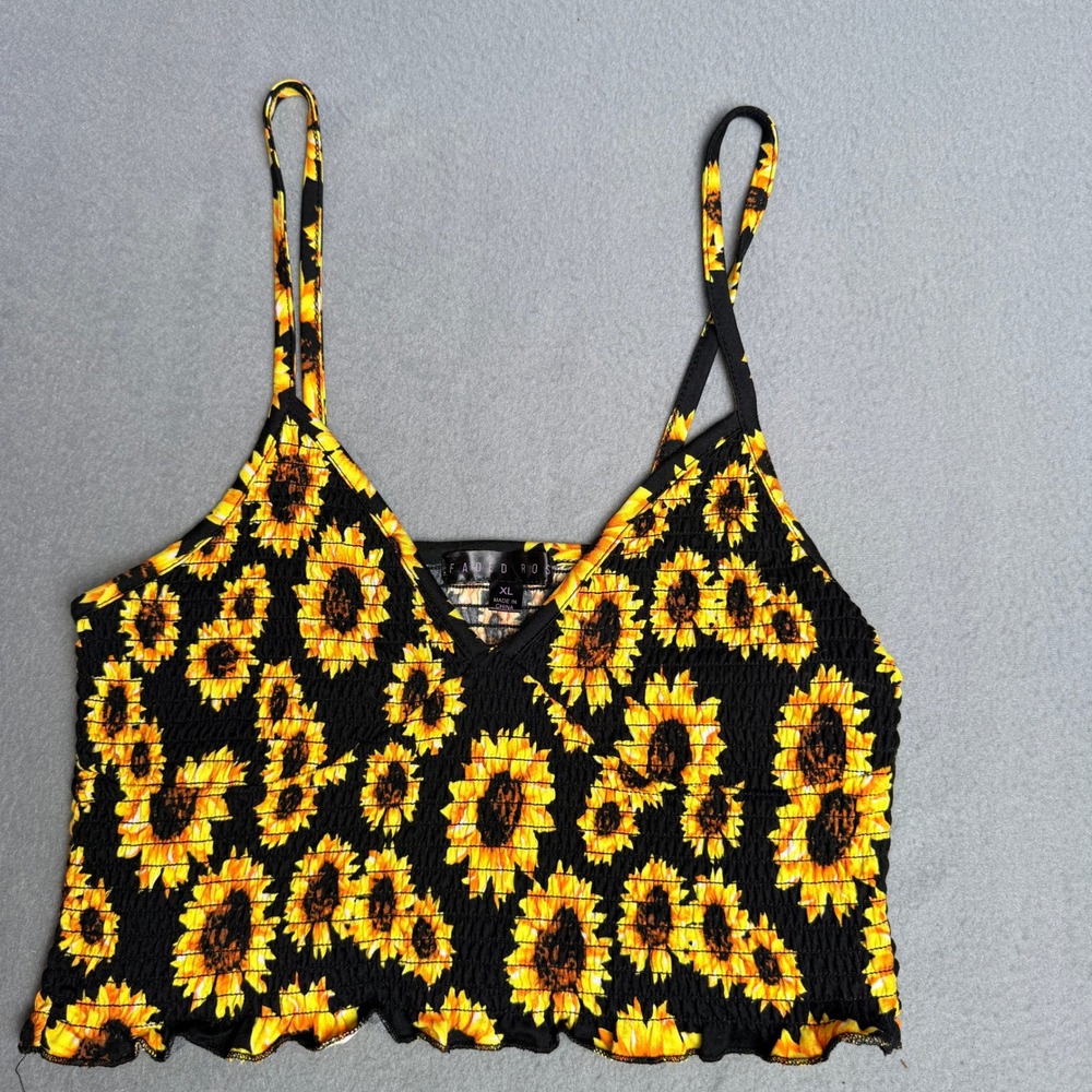Faded Rose Sunflower Smocked Crop Top XL Black Yellow V-Neck Cami Lettuce Edge‎